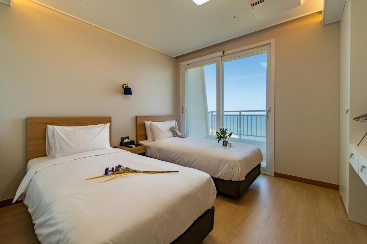 Gangneung Pineart Label Hotel Exterior photo